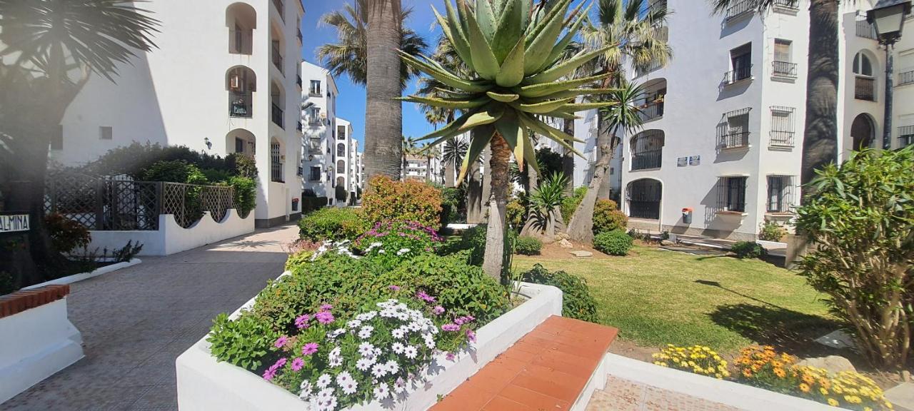 Apartamentos Sabinillas San Luis de Sabinillas Bagian luar foto
