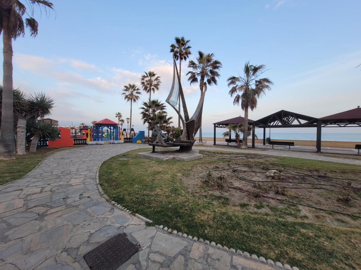 Apartamentos Sabinillas San Luis de Sabinillas Bagian luar foto